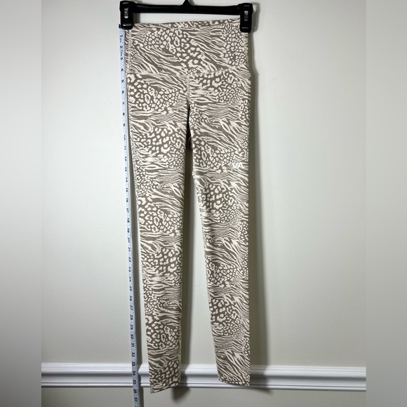 RVCA VA ESSENTIAL WORKOUT LEGGINGS ZEETAH - Picture 5 of 8